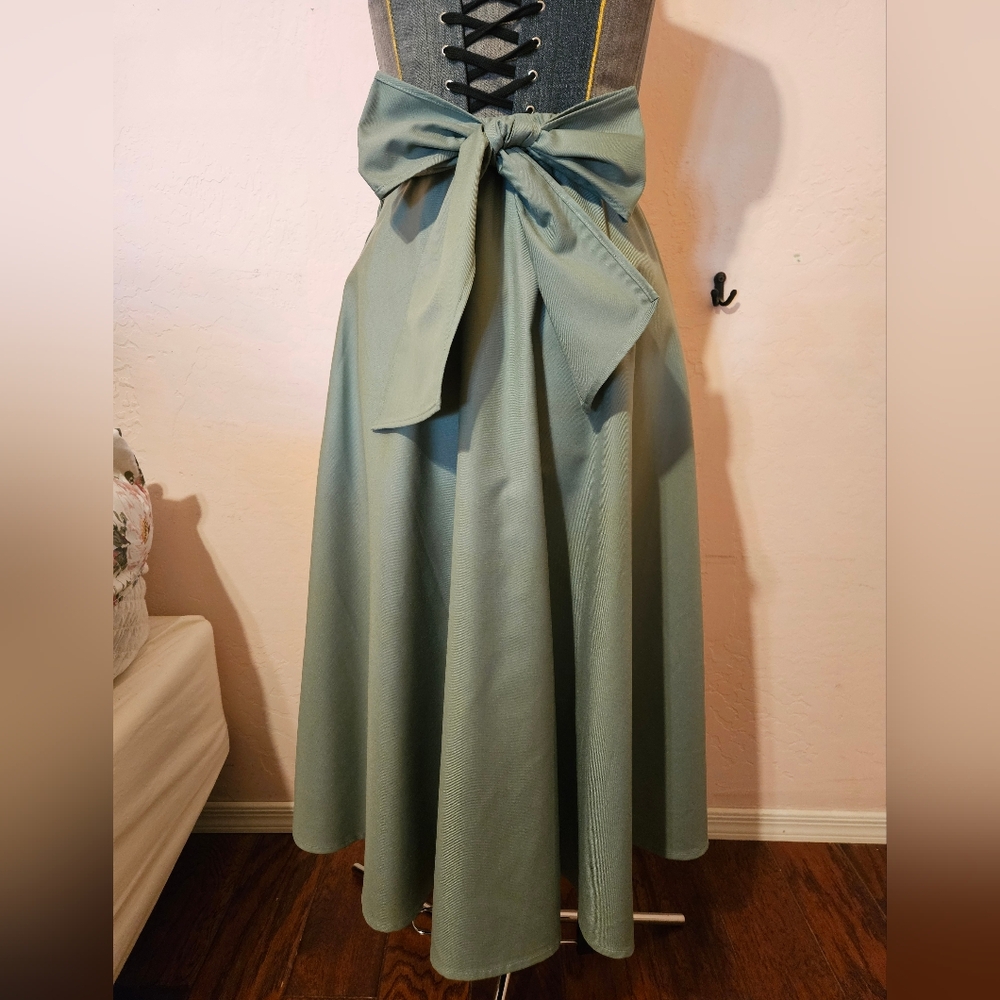 Japanese Style Midi Flared Skirt s2 - Picture 2 of 10